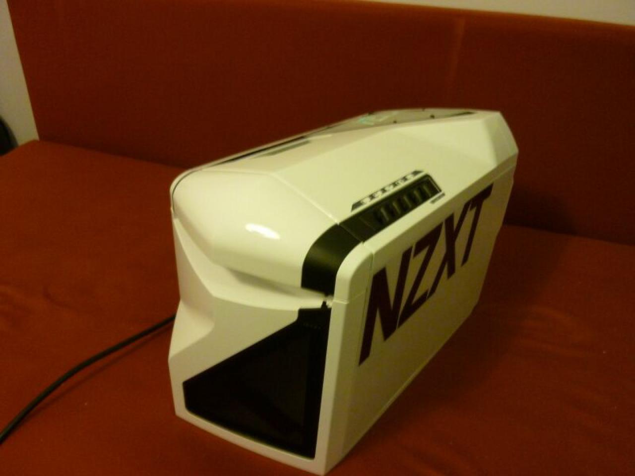 [29/06/2011] Die letzten Bilder: [Tagebuch] Mini NZXT Phantom Caseking-PCGH-Wettbewerb (4)