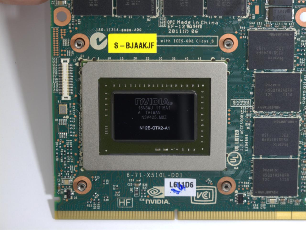 [27/06/2011] Nvidia GTX 580m (4)