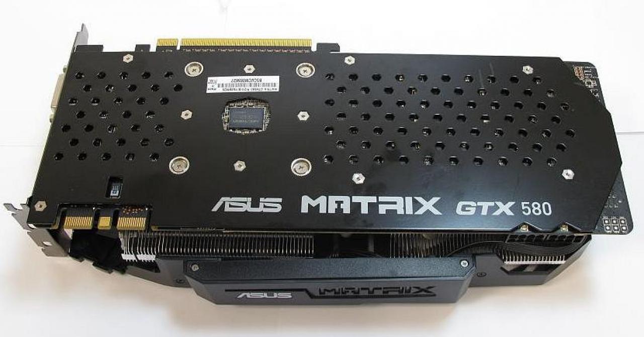 [09/06/2011] Asus ROG GTX 580 Matrix Platinum - Neu im Testlabor (7)