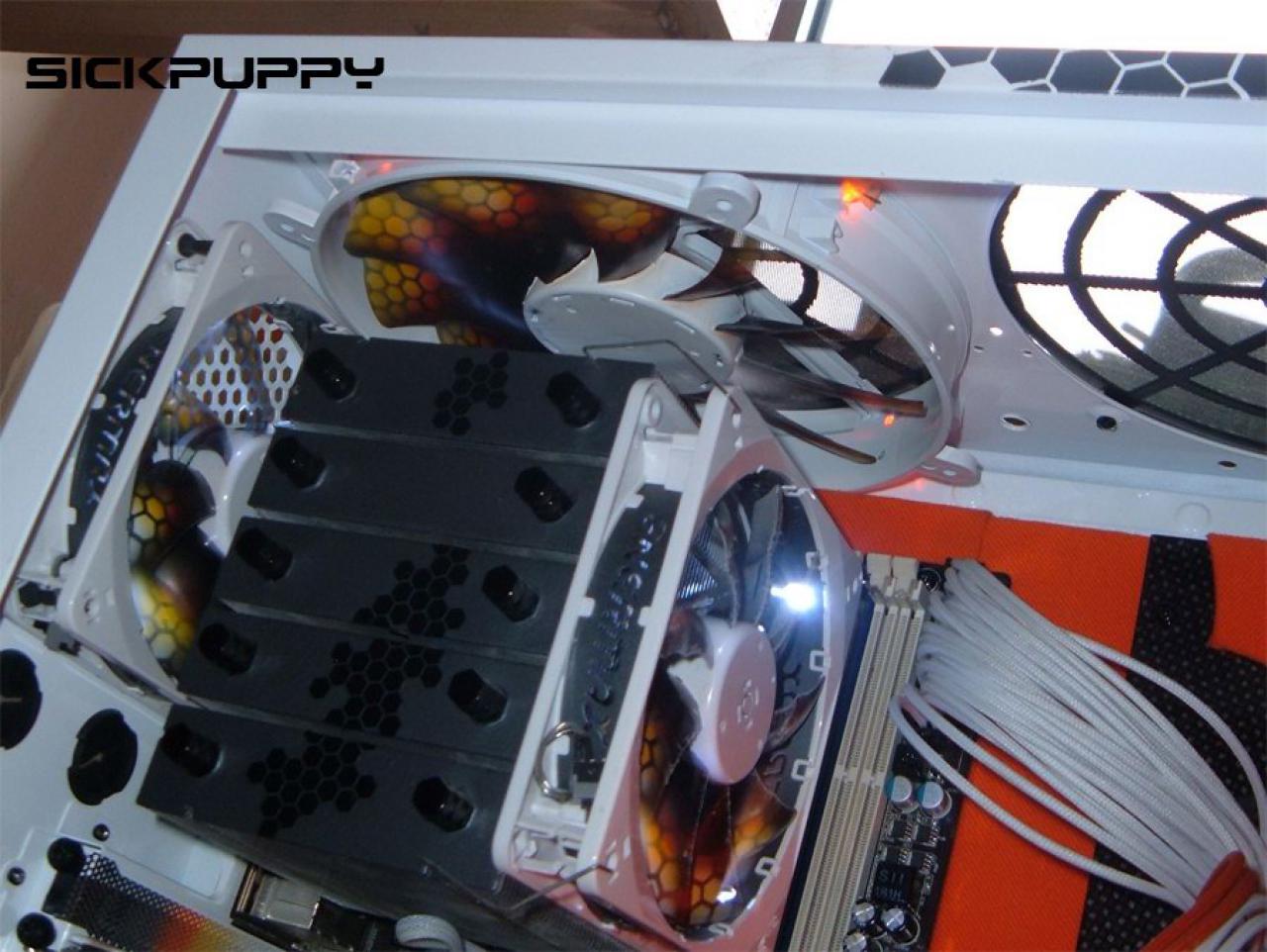 [09/06/2011] Update vom 10.6.2011: Contest-Casemod: NXZT Phantom in weiß-oranger Bienenwaben-Optik von Sickpuppy (11)
