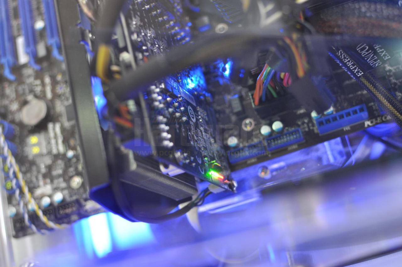 [02/06/2011] MSI NGTX580 Lightning XE 05