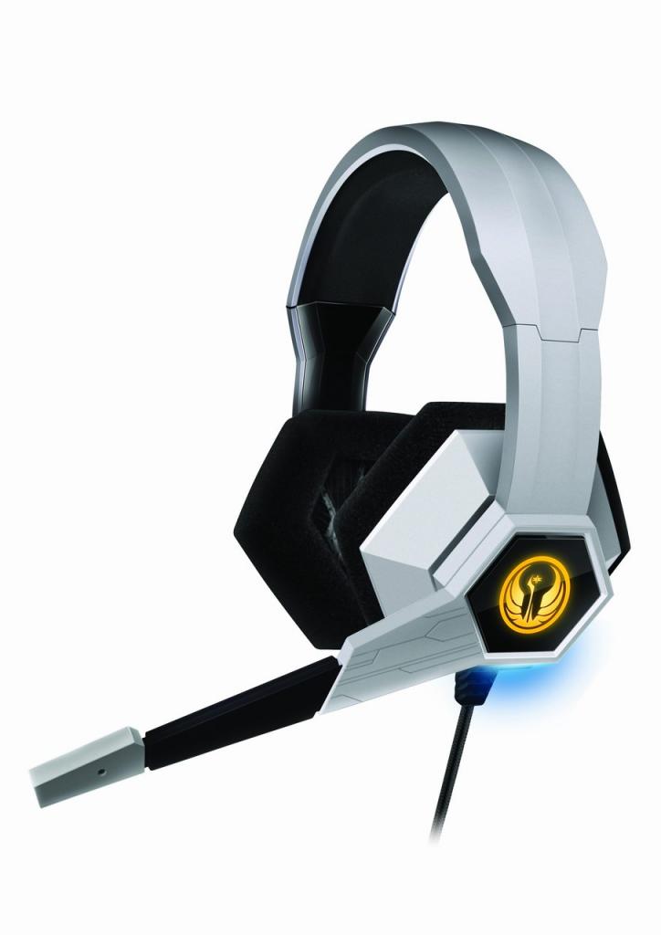 [08/06/2011] Star Wars: The Old Republic Gaming-Headsets by Razer (2)