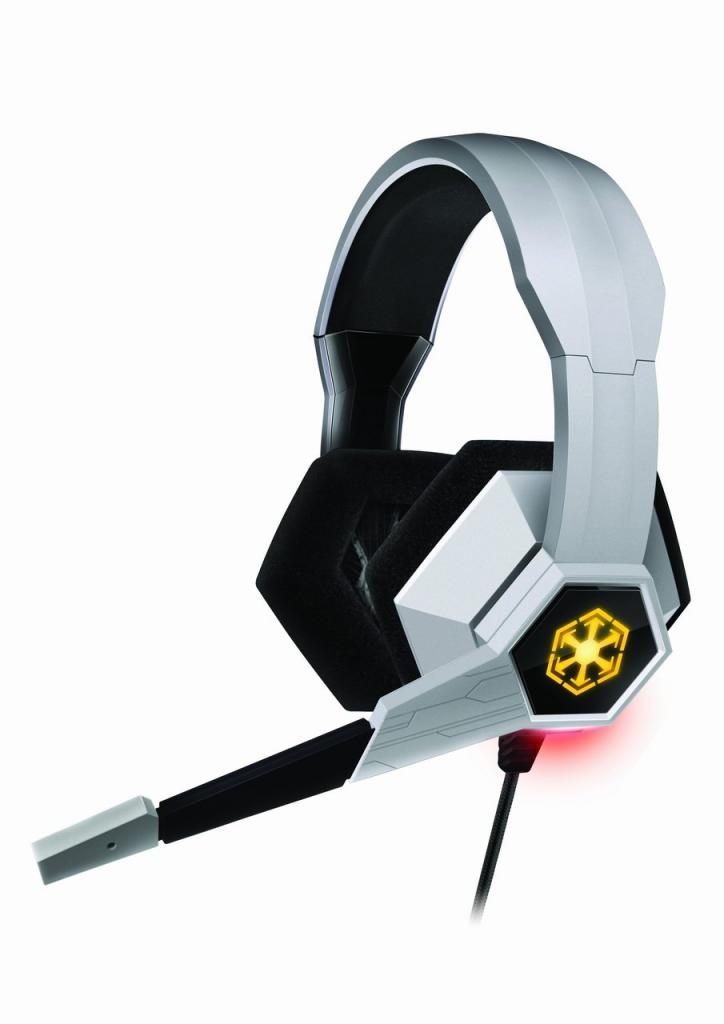 [08/06/2011] Star Wars: The Old Republic Gaming-Headsets by Razer (4)