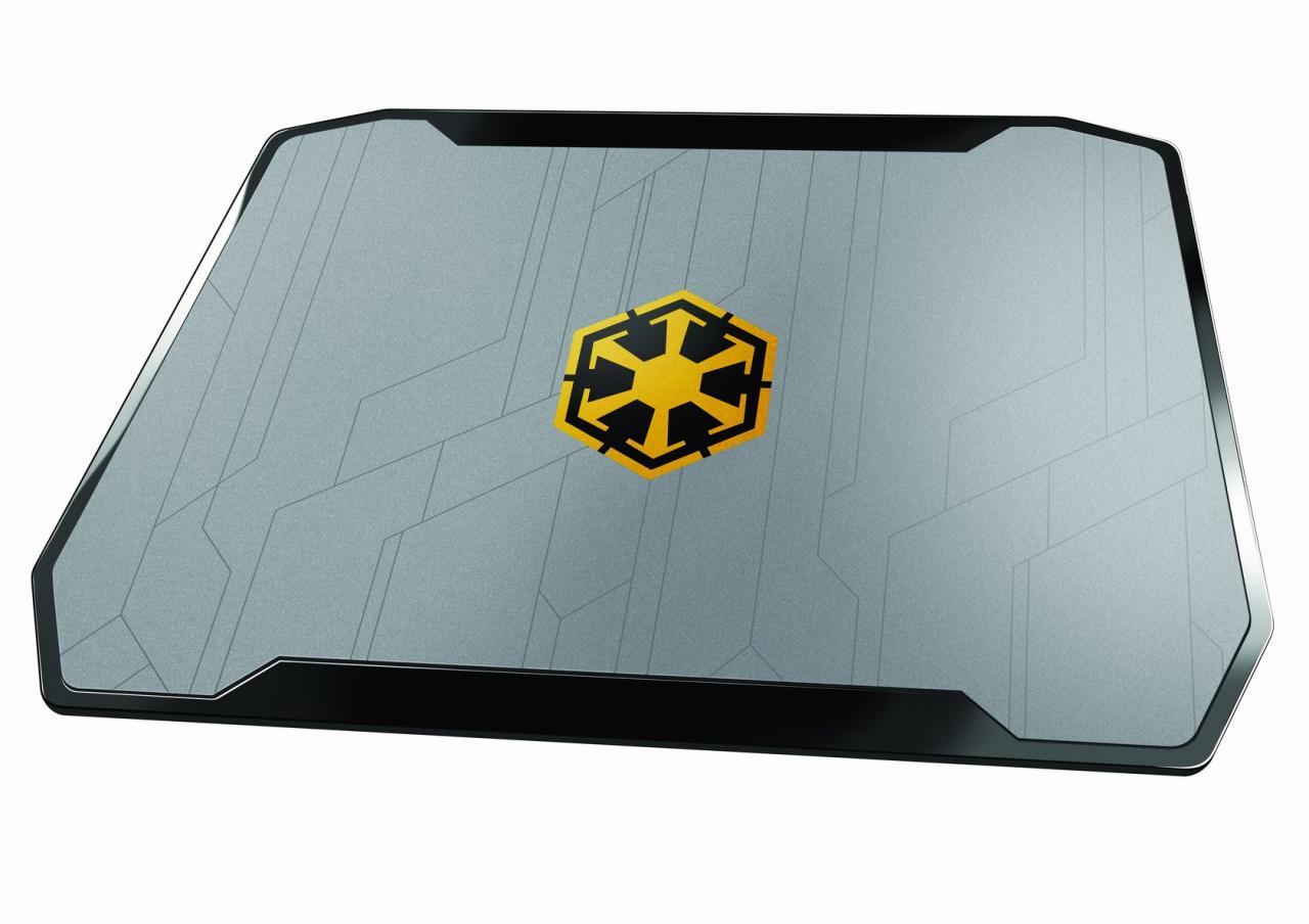 [08/06/2011] Star Wars: The Old Republic Gaming-Mauspad by Razer (4)