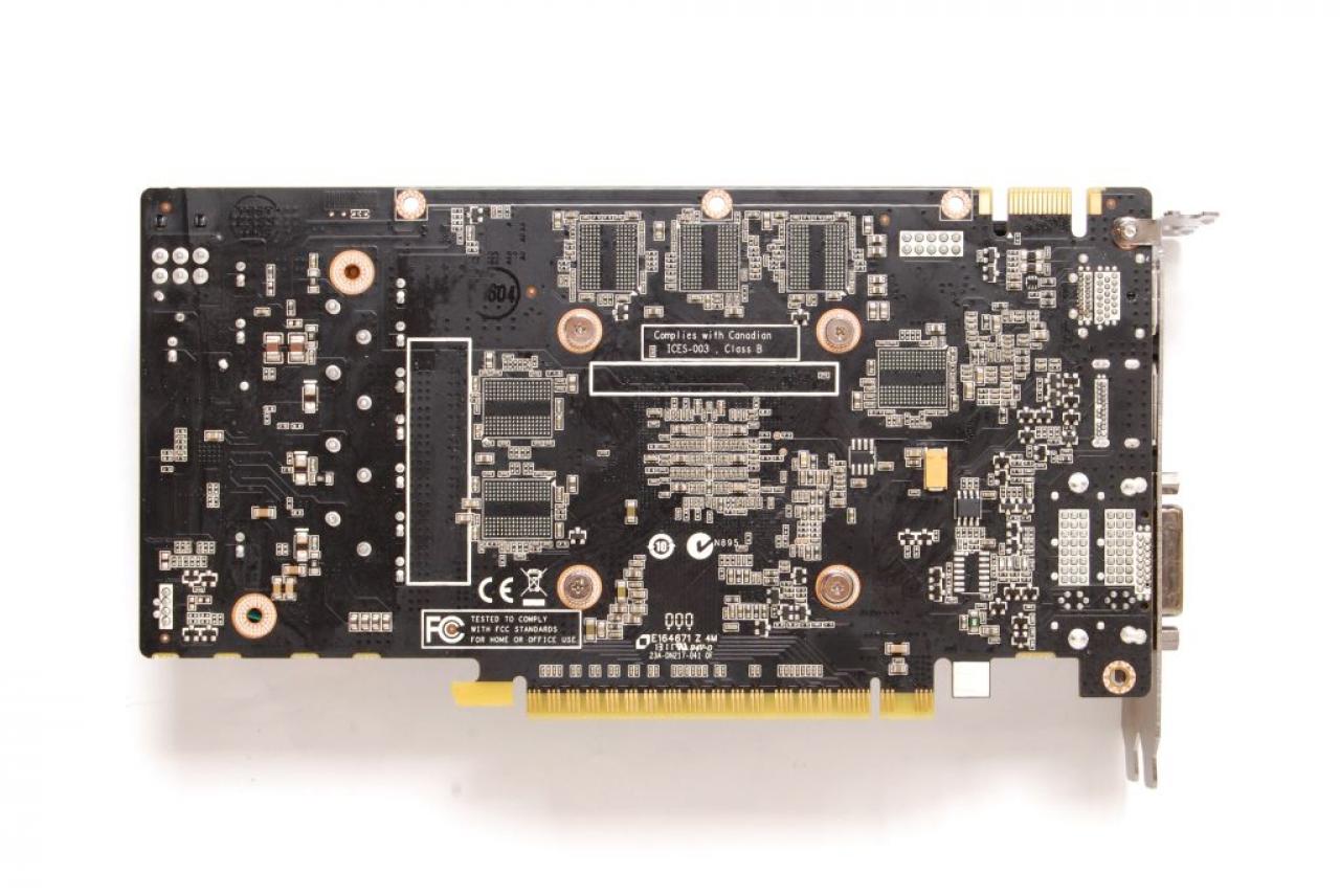 [24/06/2011] Zotac Geforce GTX 550 Ti Multiview (3)