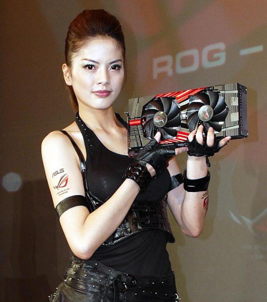 [06/06/2011] Dual-GPU-Monster Asus Mars 2 auf der Computex - Update (1)