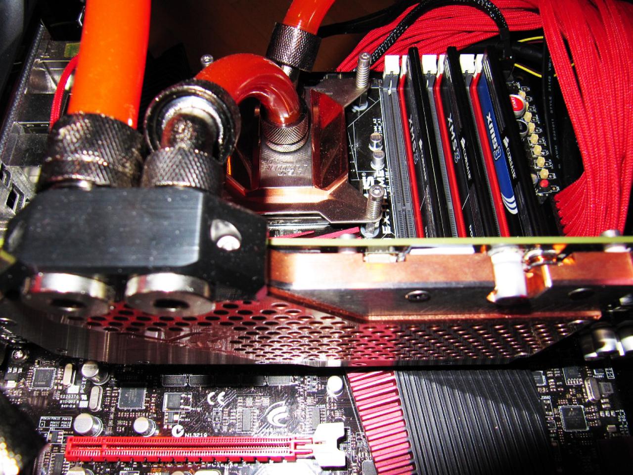 [10/06/2011] High-End-Tagebuch mit Mountain-Mods-Gehäuse - Update (4)