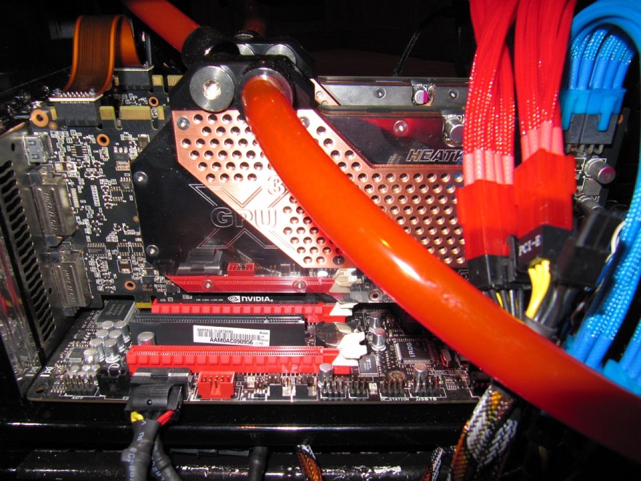 [10/06/2011] High-End-Tagebuch mit Mountain-Mods-Gehäuse - Update (37)