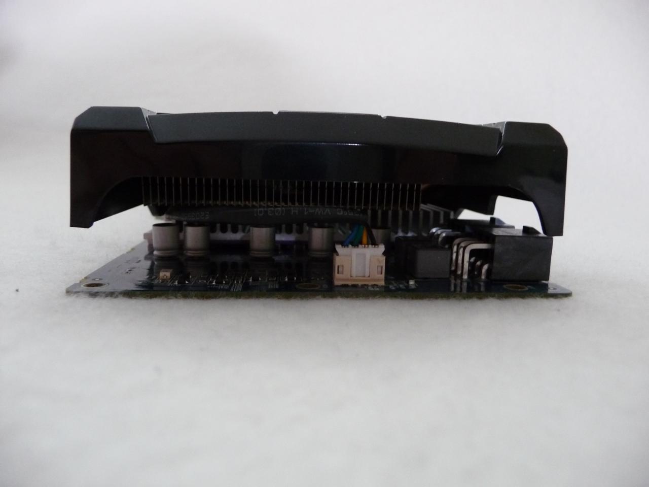 [21/06/2011] Sapphire HD 6950 Flex im PCGHX-Test: Kann Sapphire an der Konkurrenz vorbei ziehen? (4)