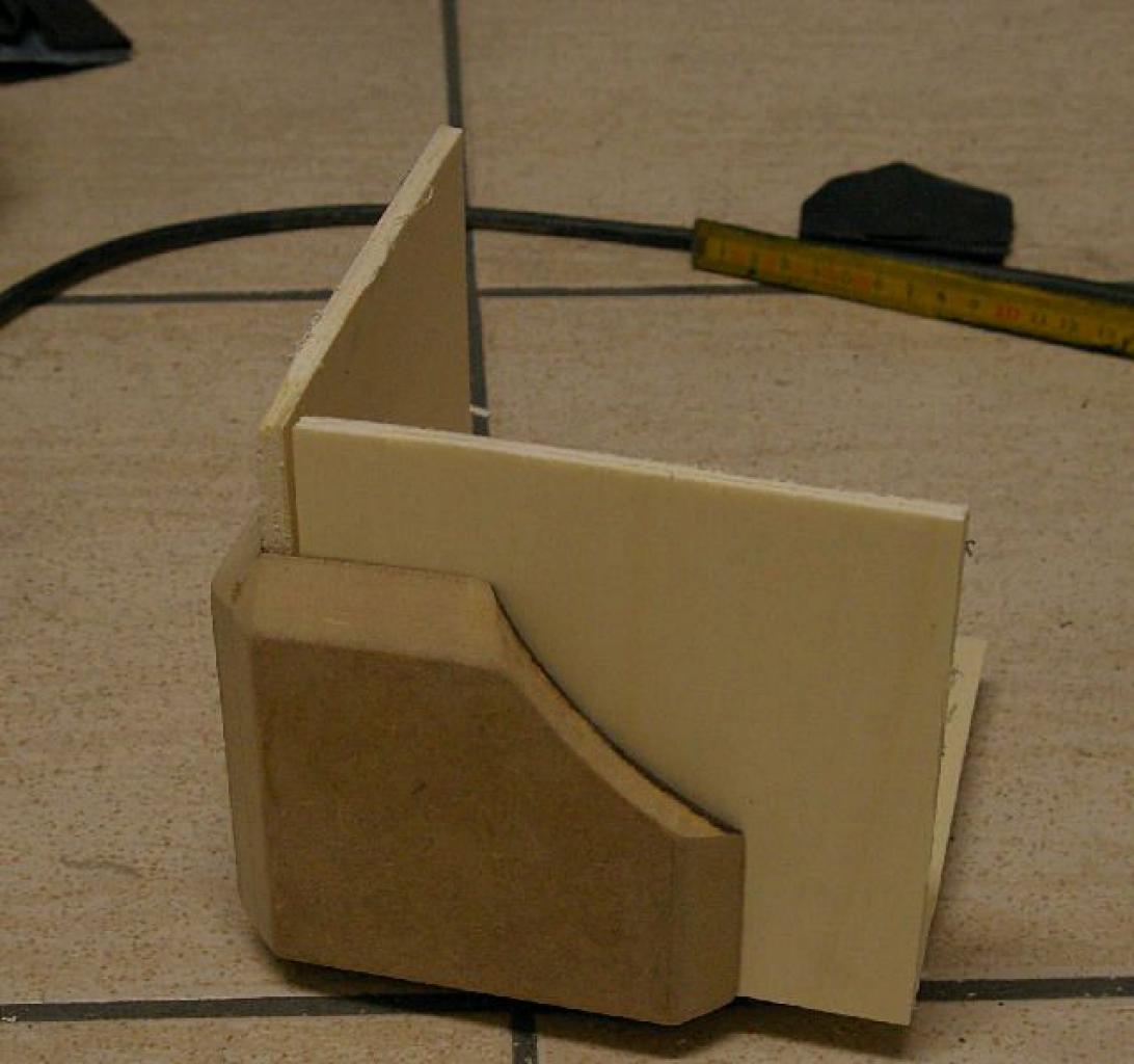 [24/06/2011] Motorisierte Fan-Casemod zu Portal 2: Ein Geschenk von GLaDOS (16)