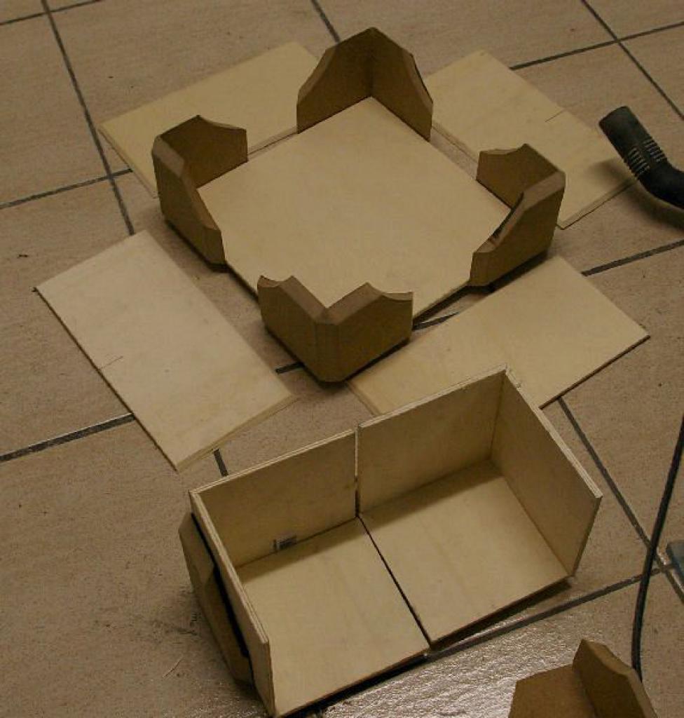 [24/06/2011] Motorisierte Fan-Casemod zu Portal 2: Ein Geschenk von GLaDOS (18)