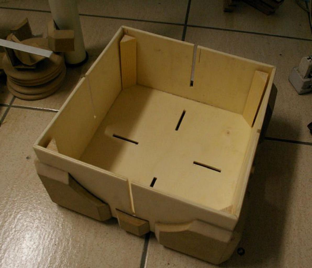[24/06/2011] Motorisierte Fan-Casemod zu Portal 2: Ein Geschenk von GLaDOS (26)