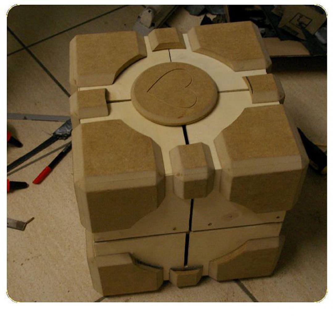 [24/06/2011] Motorisierte Fan-Casemod zu Portal 2: Ein Geschenk von GLaDOS (34)