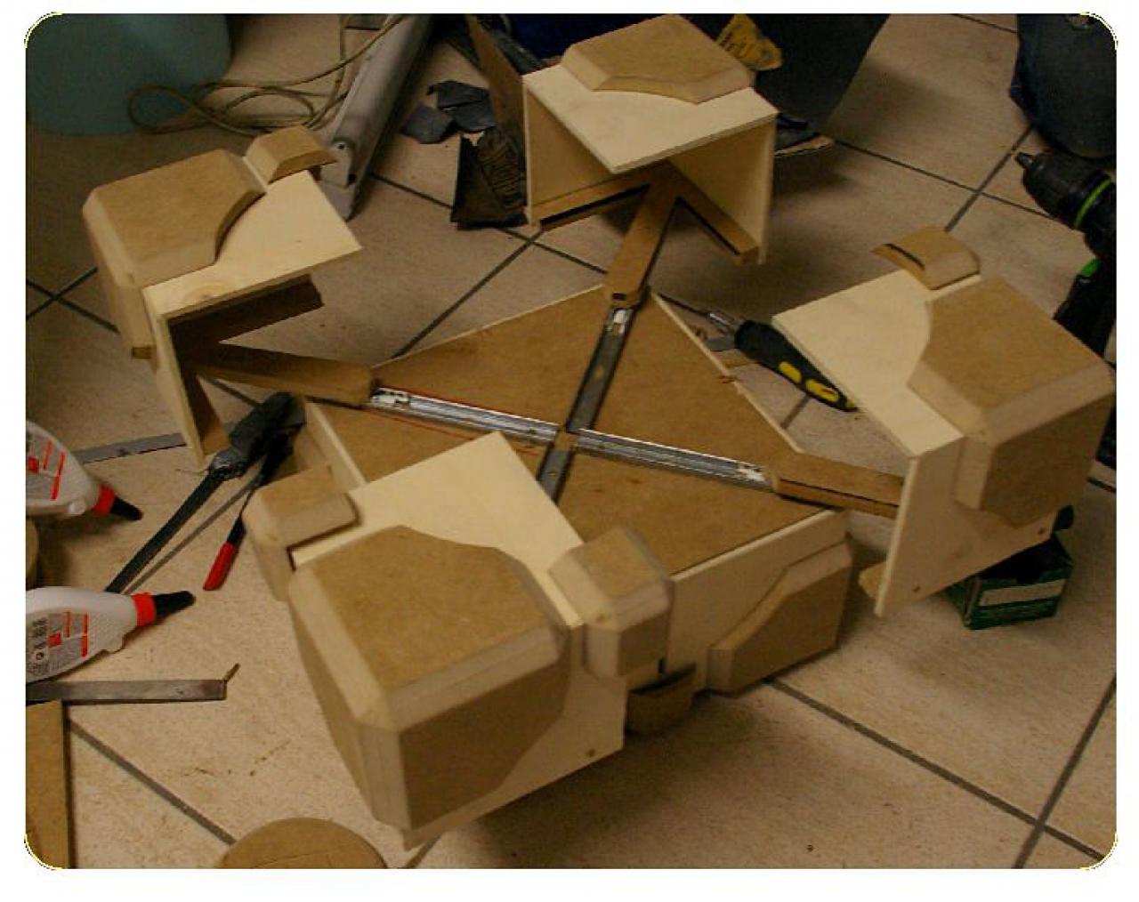[24/06/2011] Motorisierte Fan-Casemod zu Portal 2: Ein Geschenk von GLaDOS (36)
