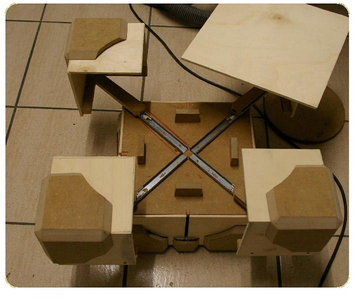 [24/06/2011] Motorisierte Fan-Casemod zu Portal 2: Ein Geschenk von GLaDOS (37)