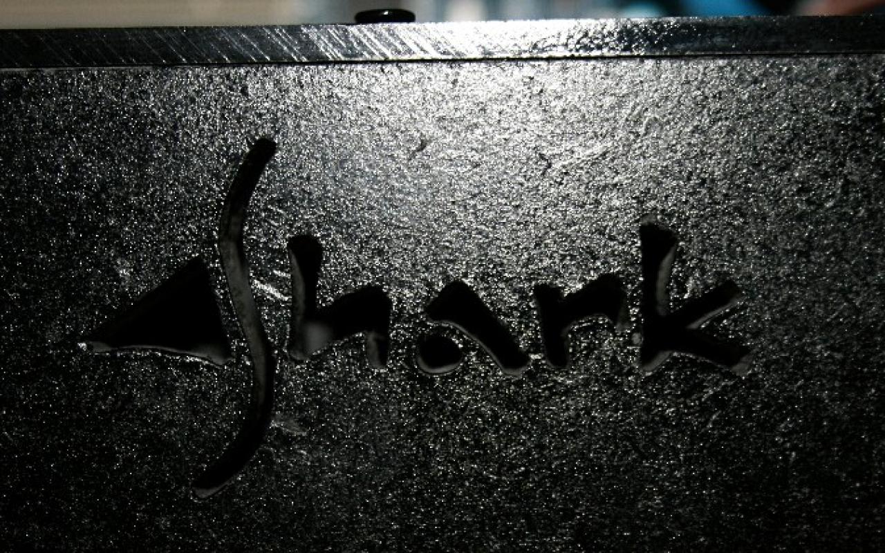 [17/06/2011] Shark: Lochblech, Sleeving und Beleuchtung von einem Casemod-Neuling (17)