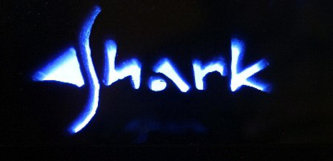 [17/06/2011] Shark: Lochblech, Sleeving und Beleuchtung von einem Casemod-Neuling (19)