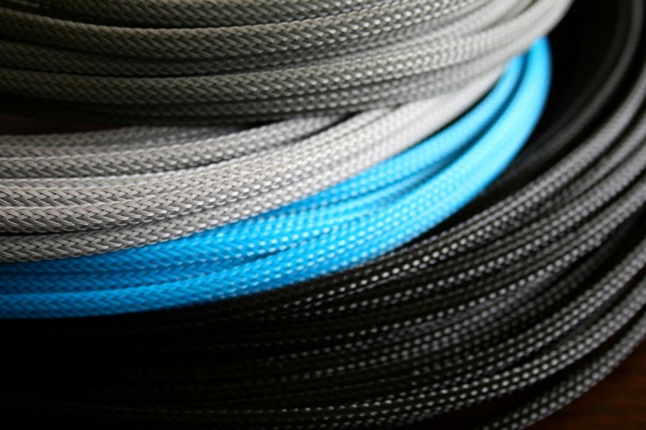 [17/06/2011] Shark: Lochblech, Sleeving und Beleuchtung von einem Casemod-Neuling (38)