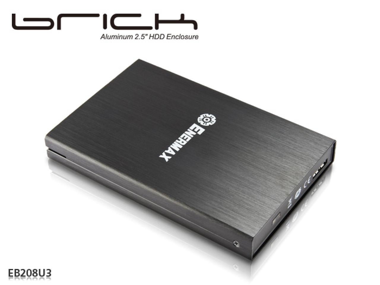 [29/07/2011] Neuer Aluminium-Produkte con Enermax: Aurora-Tastatur und Brick-Festplattenrahmen (7)