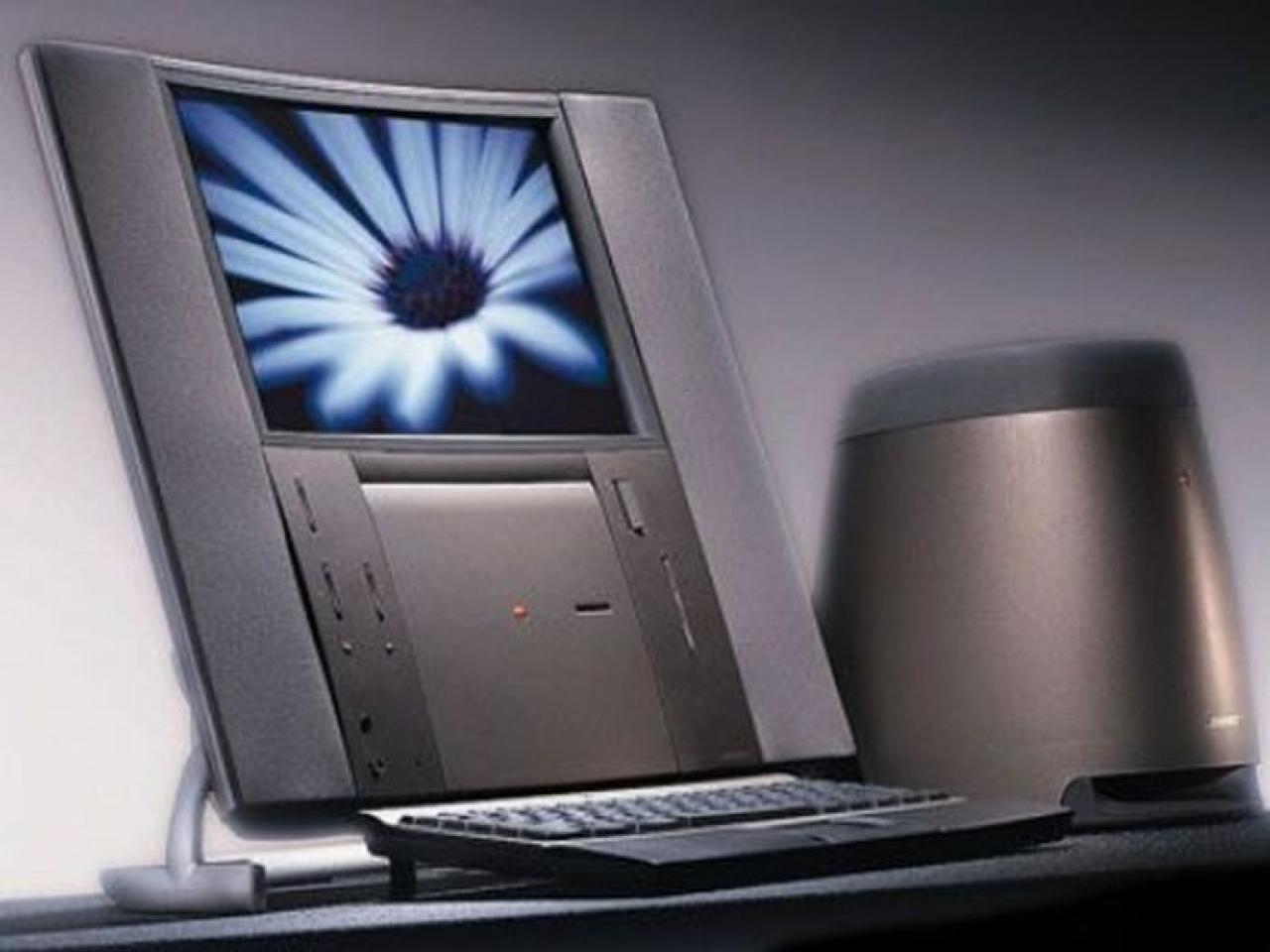[13/07/2011] 20th Anniversary Macintosh (1997) - mit einem Preis von rund 8.000 Dollar war dieser Computer kein Verkaufsschlager. 
