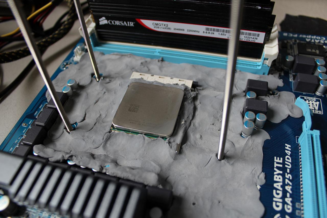 [28/07/2011] AMD Llano A8-3850 auf über 5 GHz übertaktet (3)