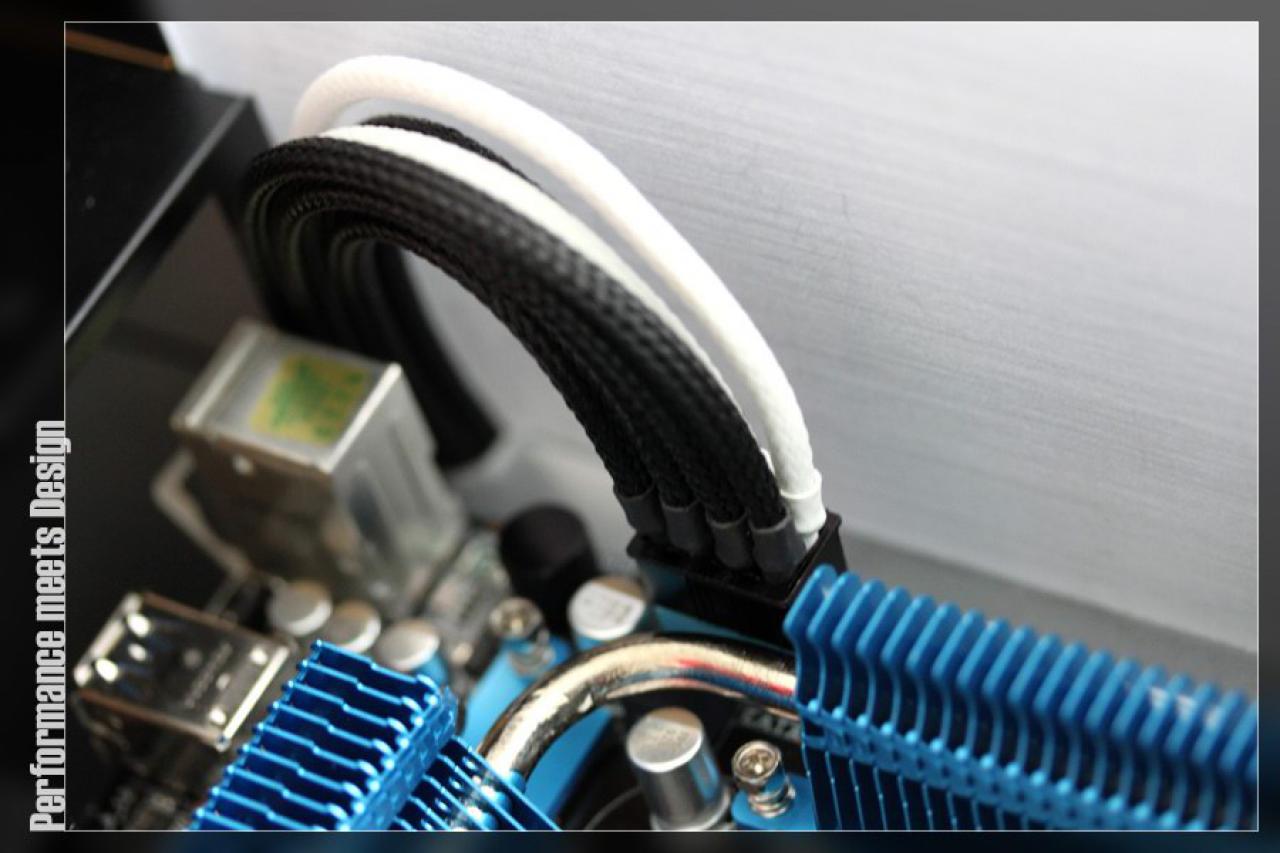 [19/07/2011] Update vom 20.7.: Arbeiten an SSDs, Wakü und Netzteil (3)