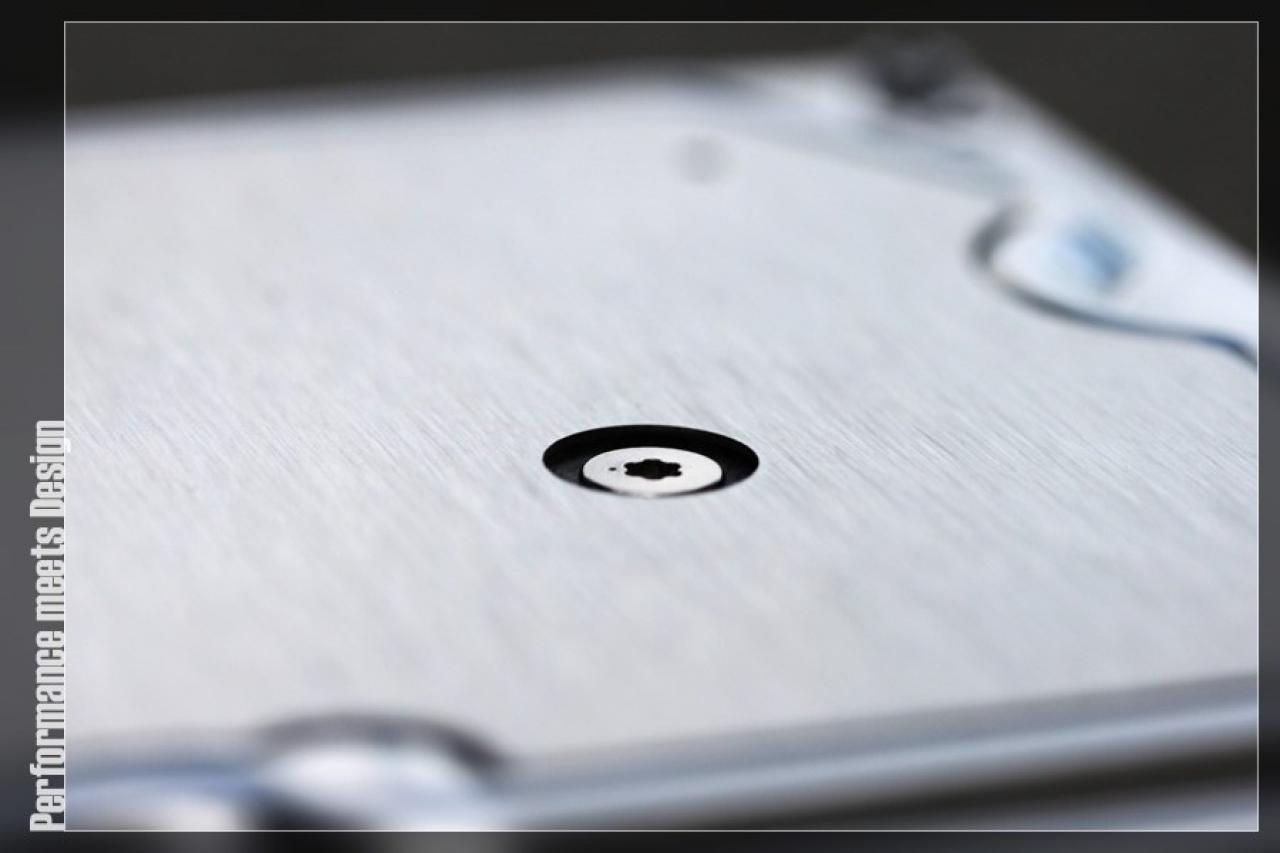 [19/07/2011] Update vom 20.7.: Arbeiten an SSDs, Wakü und Netzteil (15)