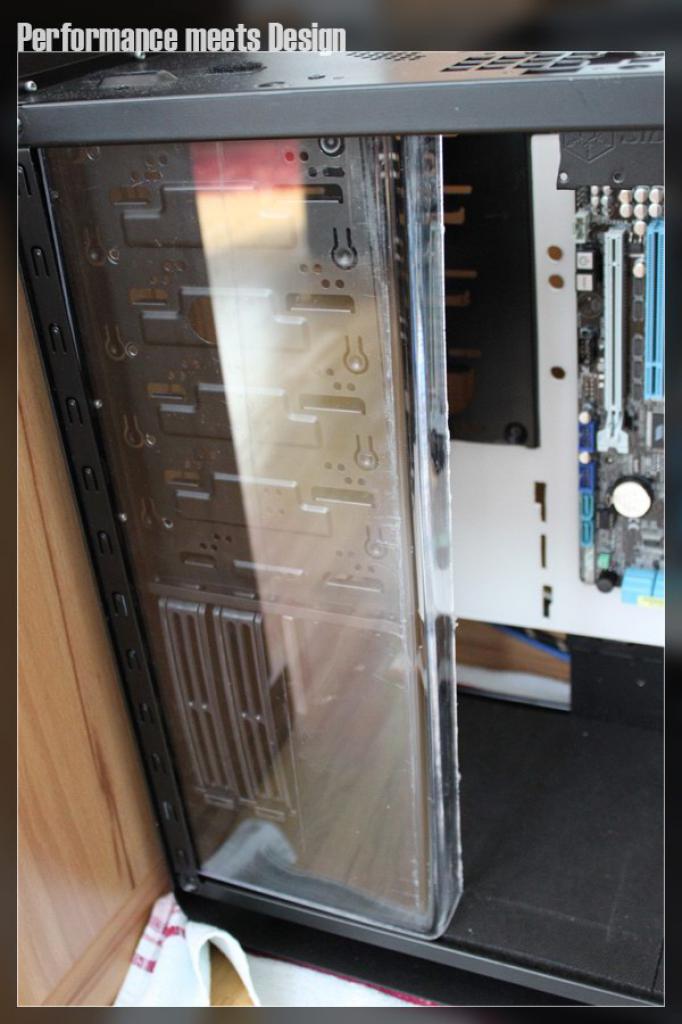 [19/07/2011] Update vom 20.7.: Arbeiten an SSDs, Wakü und Netzteil (26)