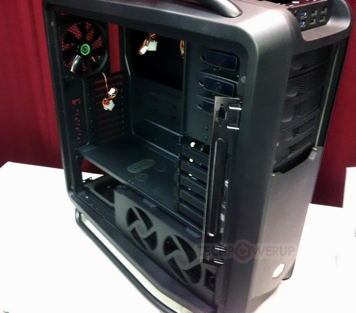 [15/07/2011] Cooler Master Cosmos II - Countdown sagt Release Anfang Januar voraus. (5)