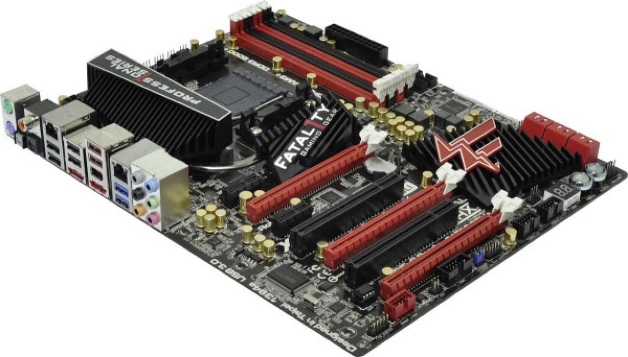 [18/07/2011] Bulldozer-Platine: Asrock Fatality 990FX Professional vorgestellt (3)