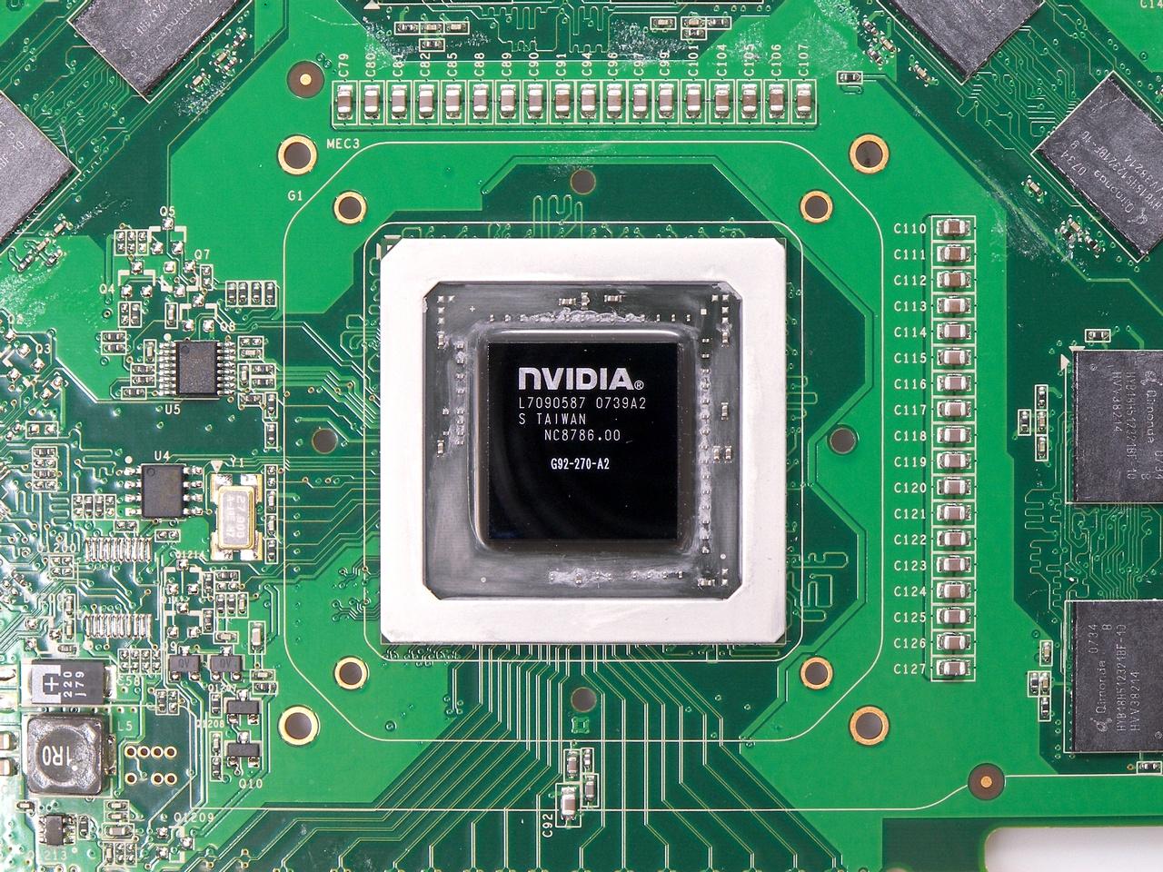 [14/07/2011] G92-270-A2: Nvidias Lieblingschip kommt erstmals auf der Geforce 8800 GT zum Einsatz und zwar als 65-Nanometer-Version. Die 8800 GT bietet zwar fast so viel Rechenleistung wie die 8800 GTX, jedoch weitaus weniger Bandbreite. Der 