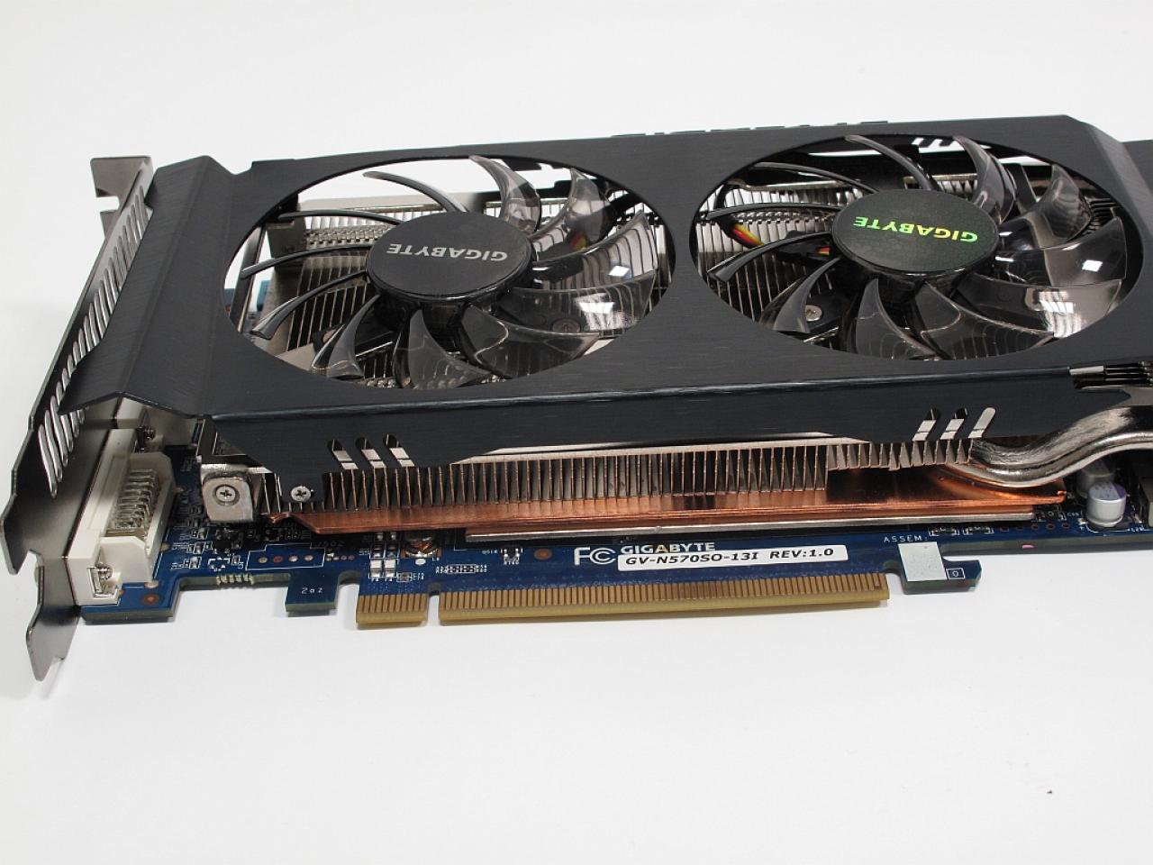 [04/07/2011] Gigabyte GTX 570 Super Overclocked (5)