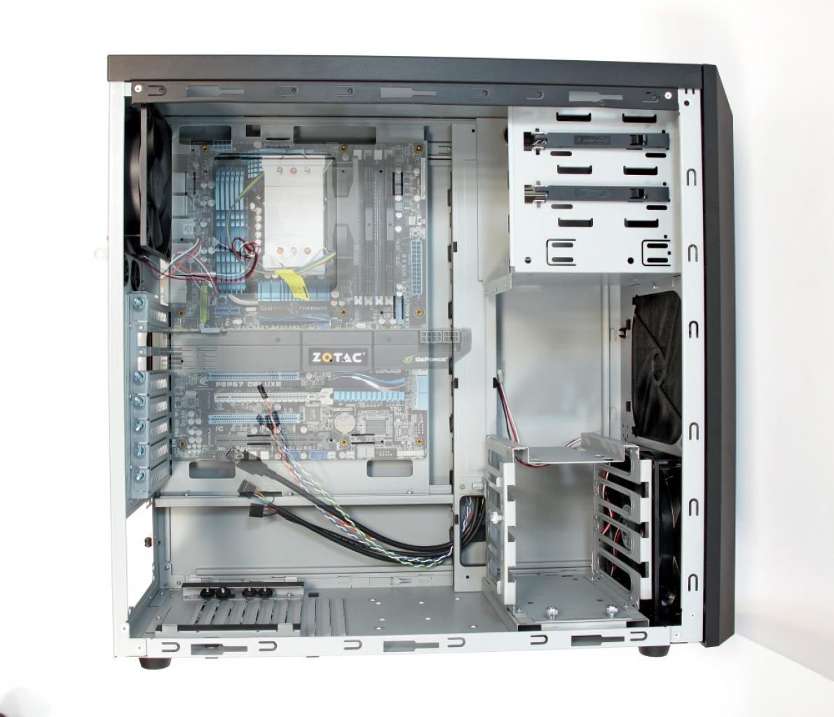[08/07/2011] Lancool PC K57 - Fotos mit oder ohne Hardware kombiniert