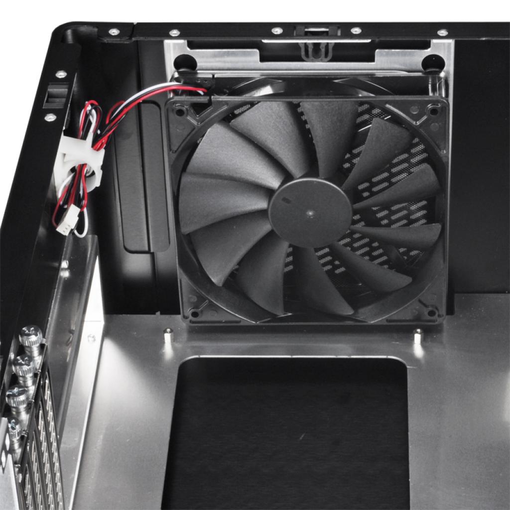 [06/07/2011] Lian Li PC-V600F: Buntes Alu-Hardware-Heim für kleine Mainboards (5)