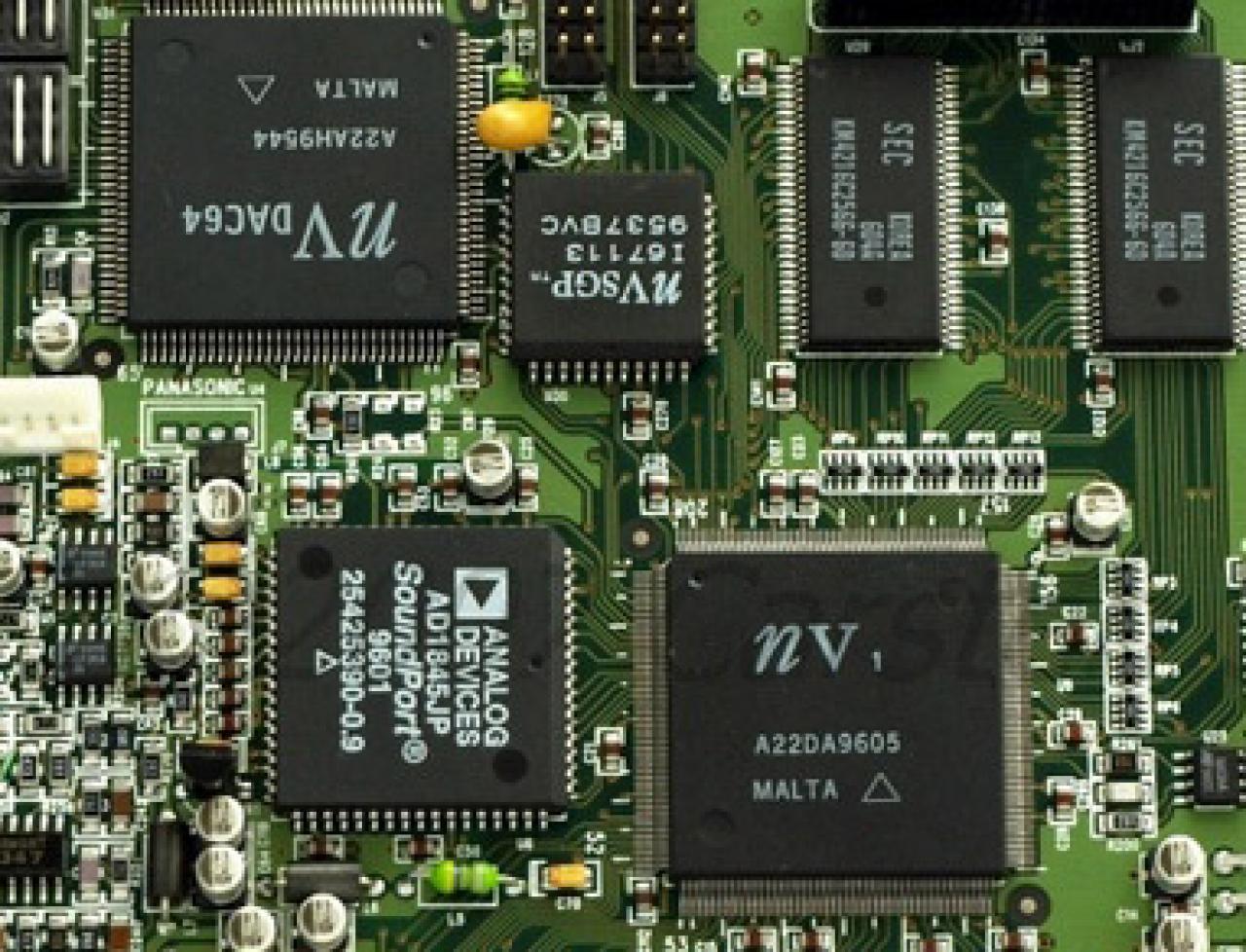 [14/07/2011] NV1: Nvidias erster Chip wird bei 1995 SGS Thompson gefertigt und kommt als STG2000 auf den Markt - stolpert aber über seine 
