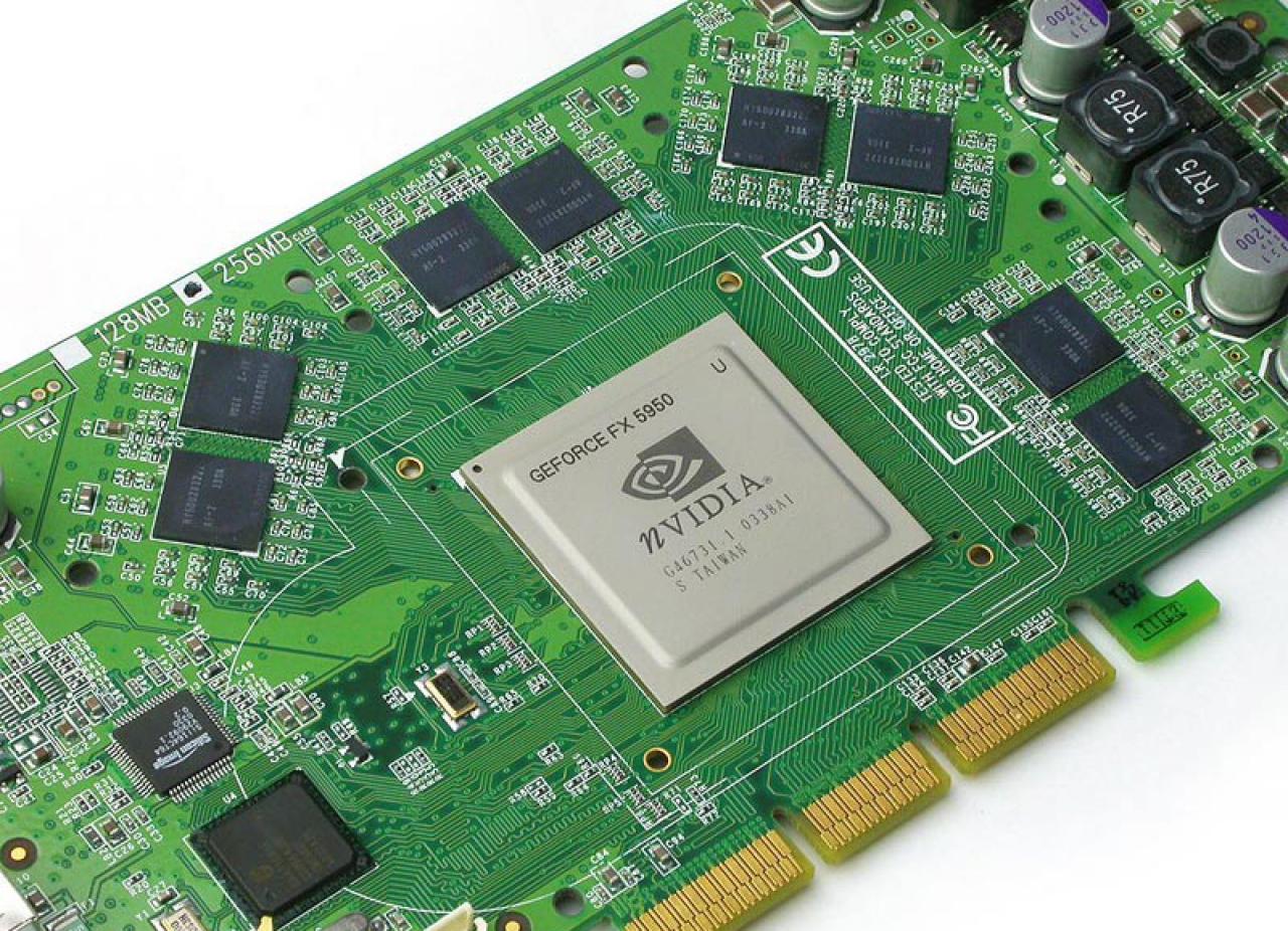 [14/07/2011] NV38: Die Geforce FX 5950 Ultra beerbt die FX 5900 Ultra und erhält eine verbesserte 