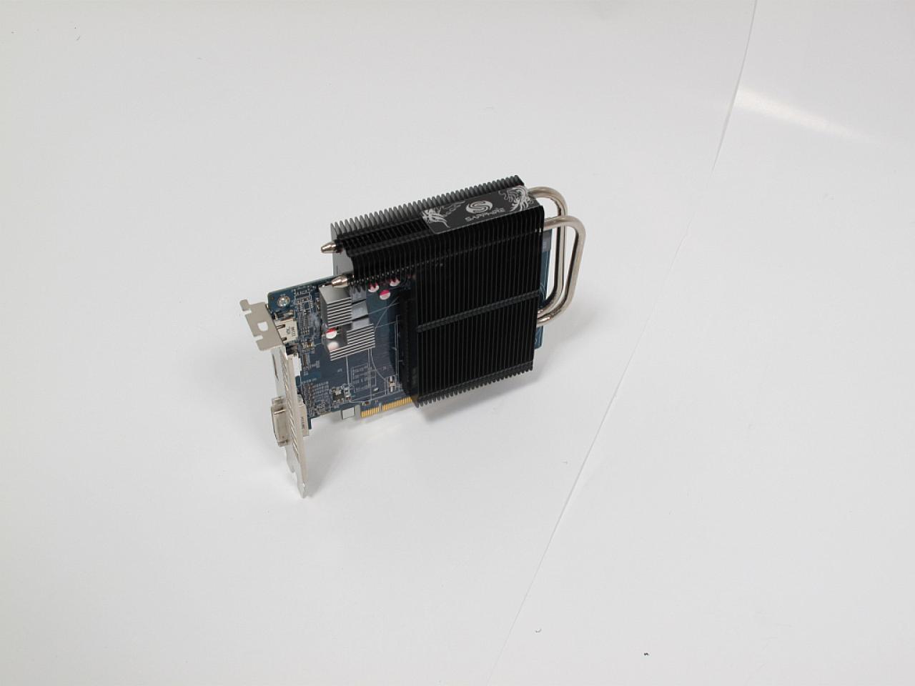 [04/07/2011] Sapphire Ultimate Radeon HD 6670 mit Passiv-Kühlung und Dirt 3 (8)