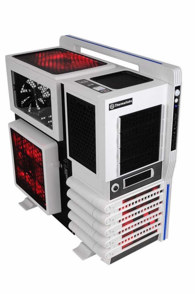 [30/07/2011] Thermaltake Level 10 GT: Snow White (2)