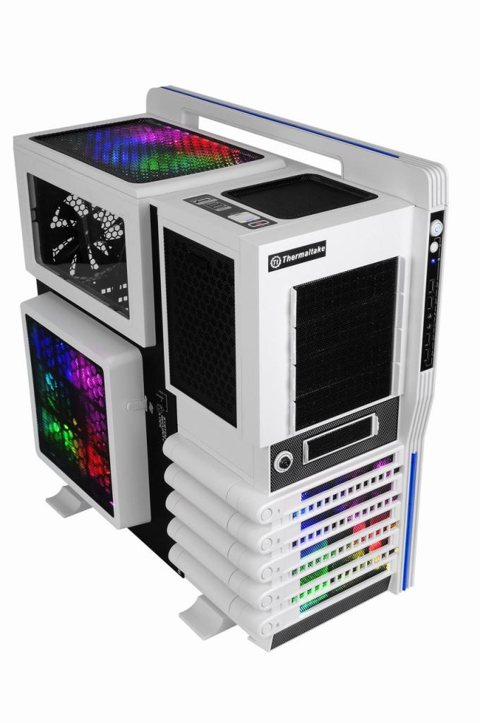 [30/07/2011] Thermaltake Level 10 GT: Snow White (5)