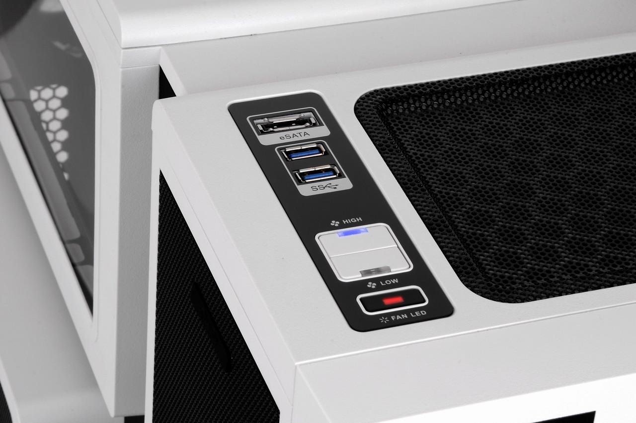 [30/07/2011] Thermaltake Level 10 GT: Snow White (7)