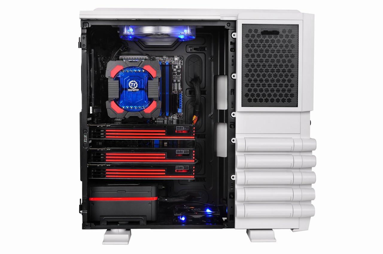 [30/07/2011] Thermaltake Level 10 GT: Snow White (12)