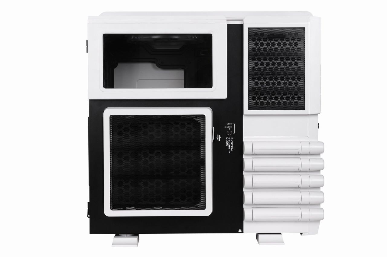 [30/07/2011] Thermaltake Level 10 GT: Snow White (15)