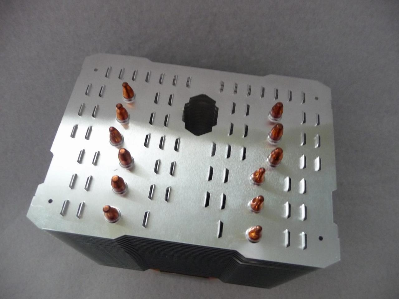 [27/07/2011] [Review] Thermalright Macho HR-02 im PCGHX-Check by Icke&Er (3)
