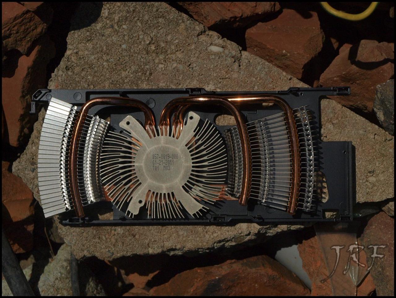 [04/07/2011] EVGA GTX560 Ti SC im PCGHX-Forum: Kann die High-End-Grafikkarte auch im PCGHX-Test bestehen? (11)