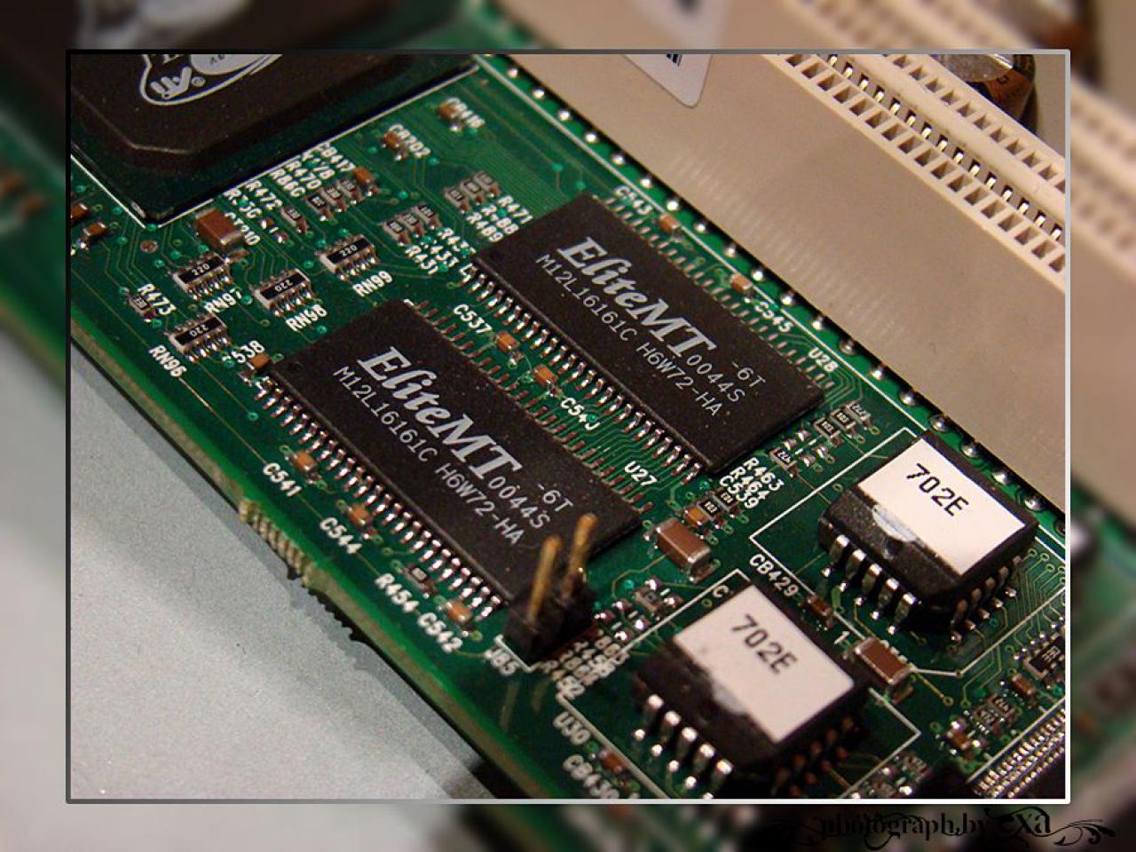 [29/07/2011] Update: Zwei CPUs, Board mit 64-Bit-PCI und SCSI (27)