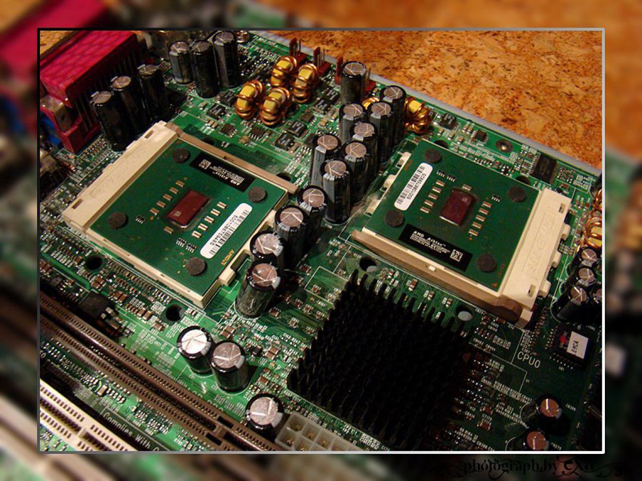 [29/07/2011] Update: Zwei CPUs, Board mit 64-Bit-PCI und SCSI (33)