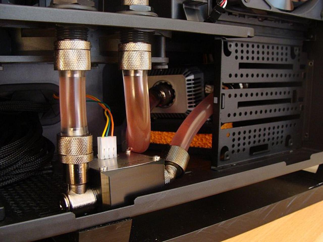 [08/07/2011] Deep Blue Obsidian: Wakü-PC-Tagebuch mit vielen Überraschungen (107)