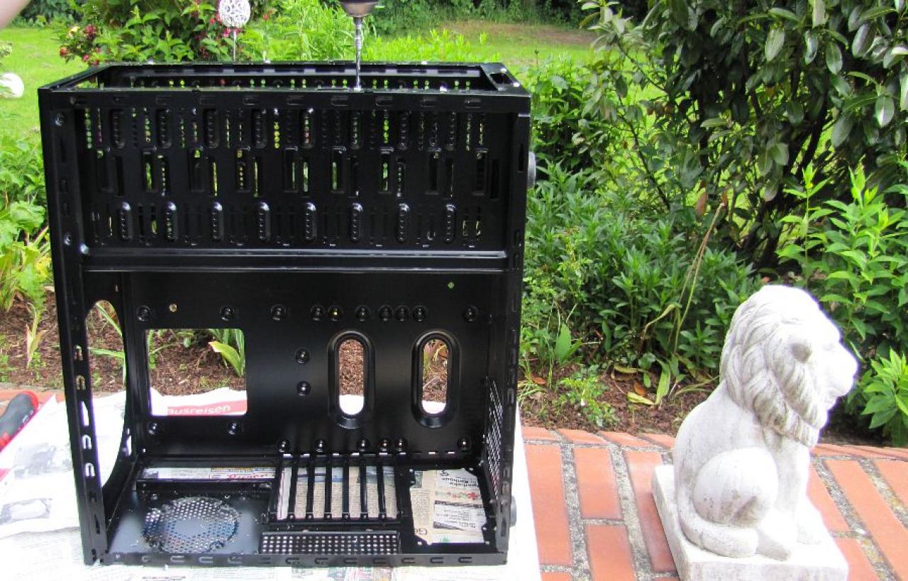 [01/07/2011] Tolles Casemod-Debüt mit Löwe und Frosch als Fail-Tiere, Stereoanlagen-Modding und mehr (32)