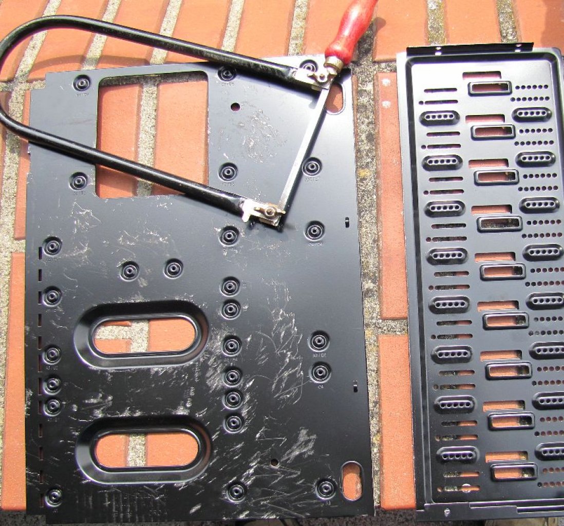 [01/07/2011] Tolles Casemod-Debüt mit Löwe und Frosch als Fail-Tiere, Stereoanlagen-Modding und mehr (38)