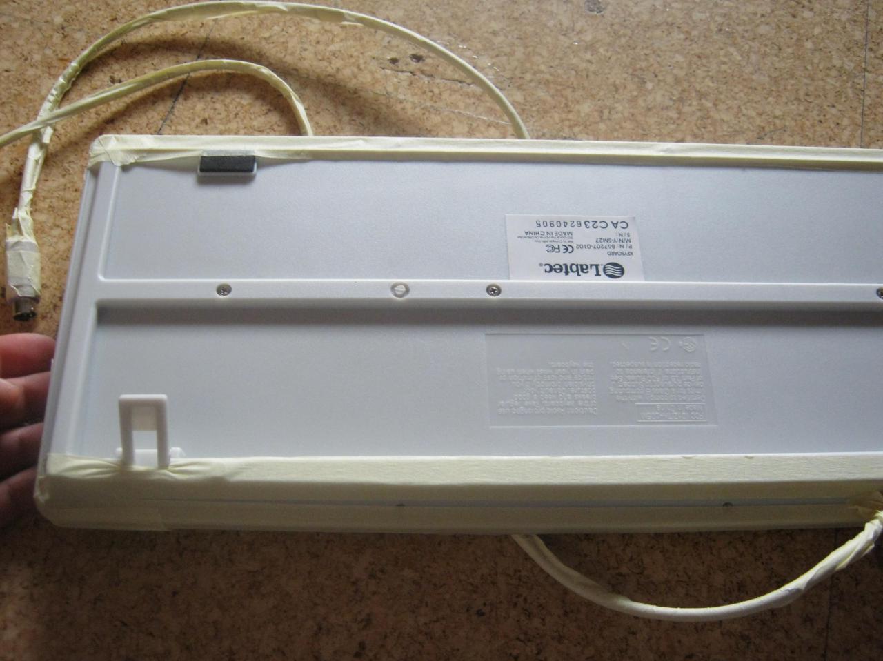 [11/08/2011] Casemod der anderen Art: Quick 'n' Dirty Kreppband-Casemod (21)